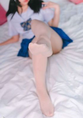 我被最想被拥抱的男人威胁了_BD英语在线观看高清