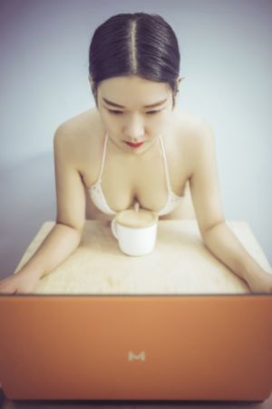 女员工的滋味k8经典_电影免费观看