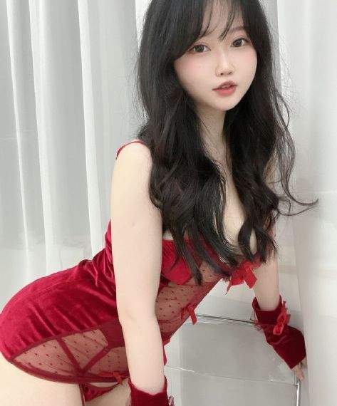 眼镜彼女_720在线观看完整版