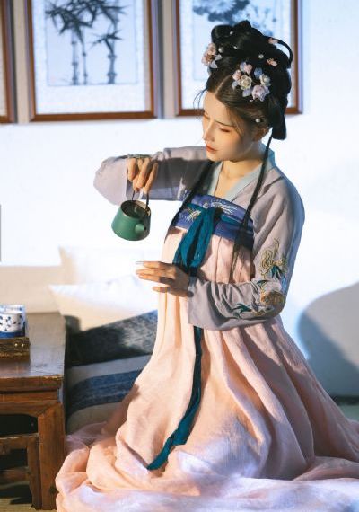 《图书馆女朋友》_1080PHD高清在线观看